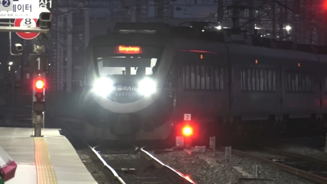 スーツが紹介した韓国の列車『ヌリロ』