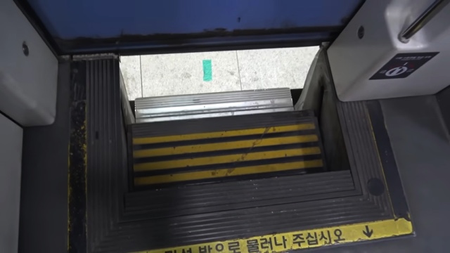 スーツが紹介した韓国の列車『ヌリロ』