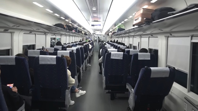 スーツが紹介した韓国の列車『ヌリロ』