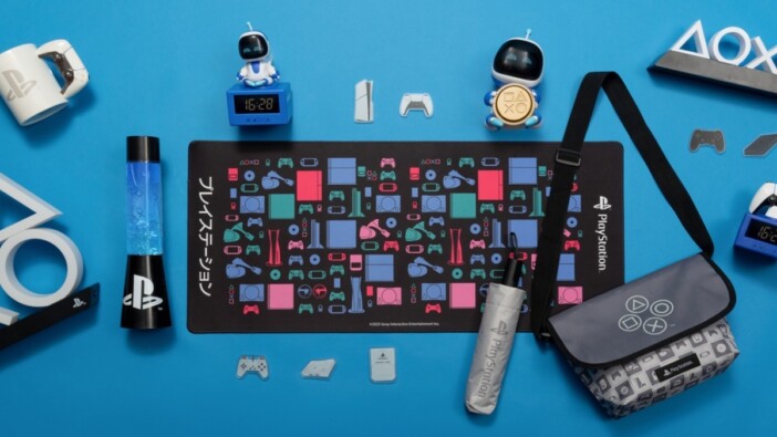 “△○×□”が揺れるグリッターランプも　PlayStationモチーフの新生活アイテムがGRAPHTより登場