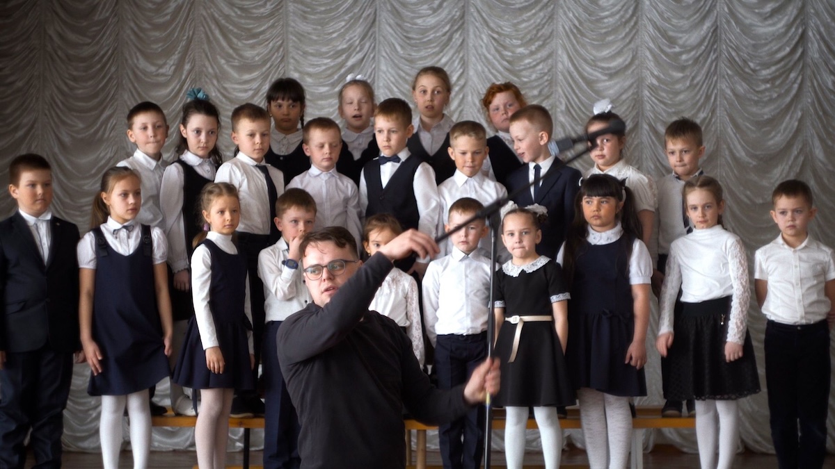 ロシアの教育現場を暴くドキュメンタリー公開