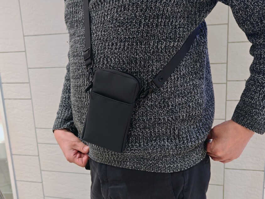 ポーチに収納している様子