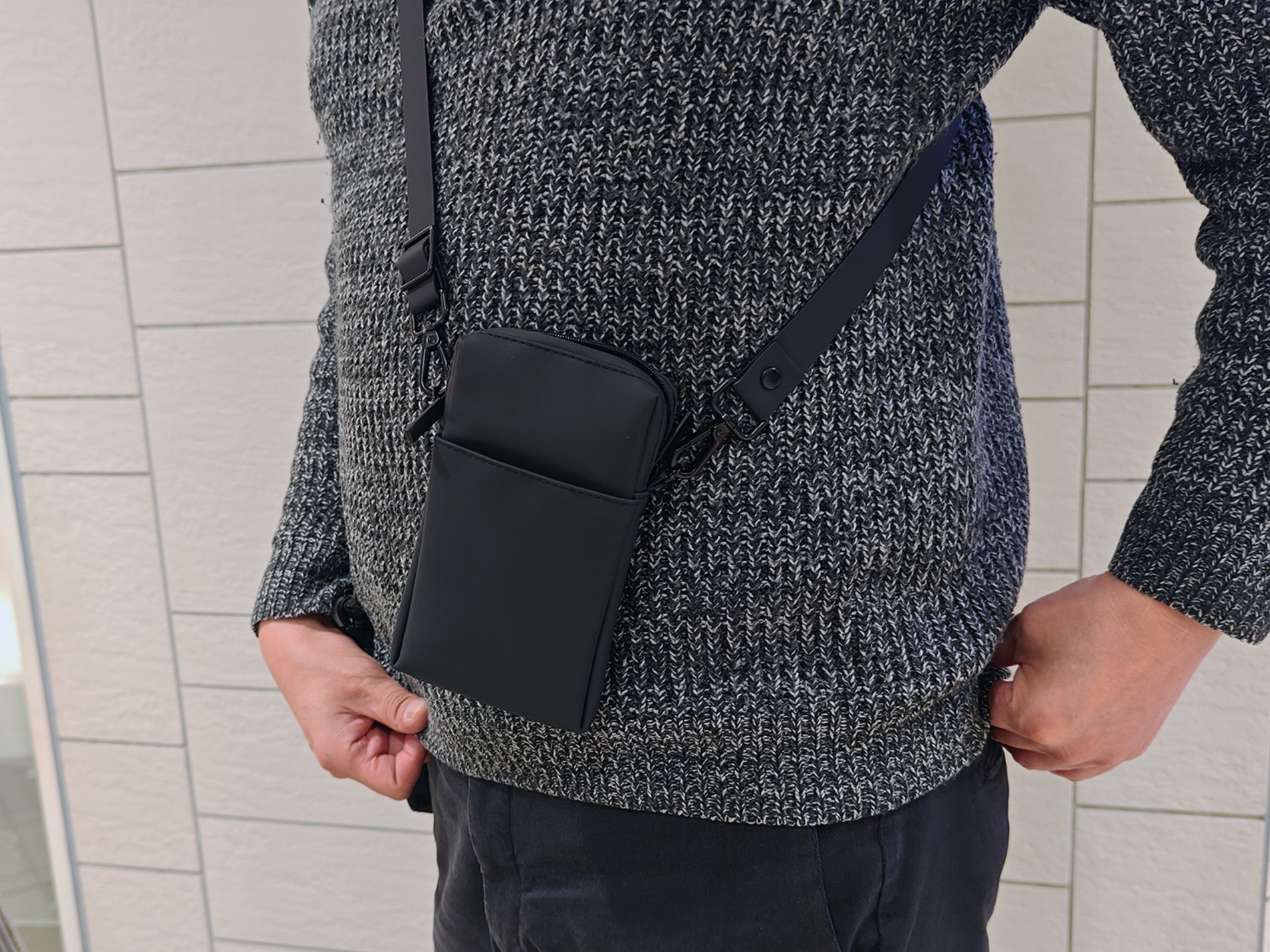 ポーチに収納している様子