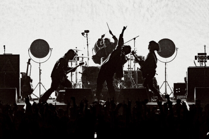 ハルカミライ、緊張感漂う『AVAN』で示した無限の可能性 大胆な演出で彩った横アリ2日目