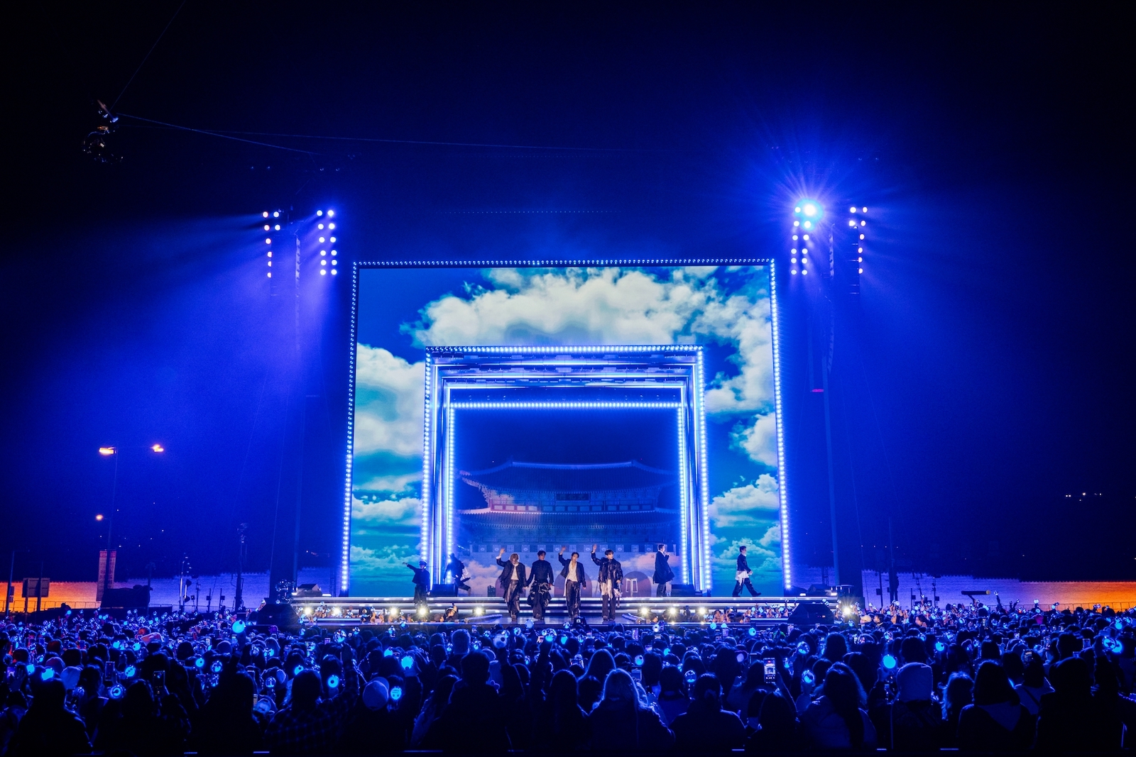 BTS (P)&(C)BIGHIT MUSIC / Netflix