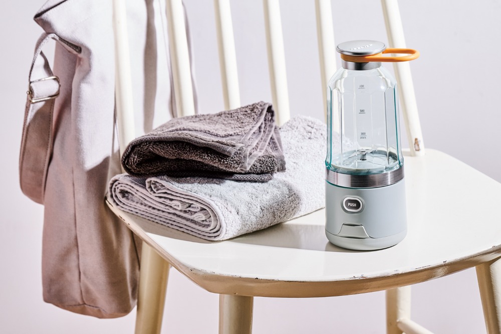 『コードレス ソロブレンダー』