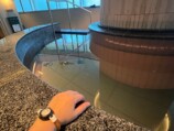 「サ時計」をつけて水風呂入る様子