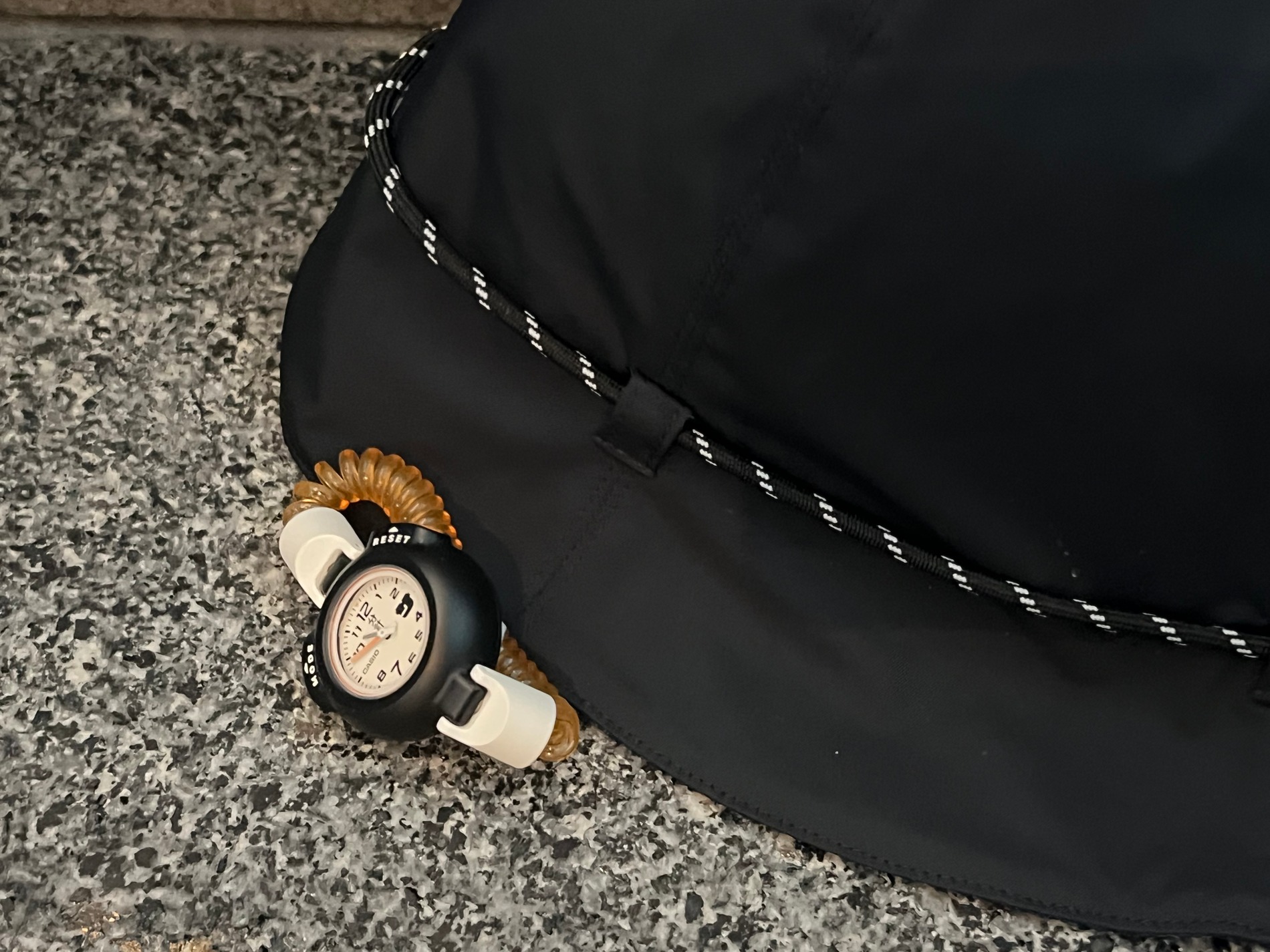 サウナハットと「サ時計」