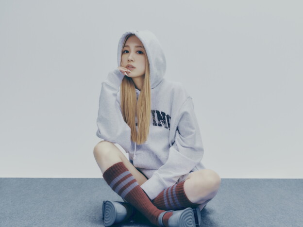 西野カナ、NiziUとのコラボ曲「LOVE BEAT」配信＆CDリリース　『めざましテレビ』テーマソングに