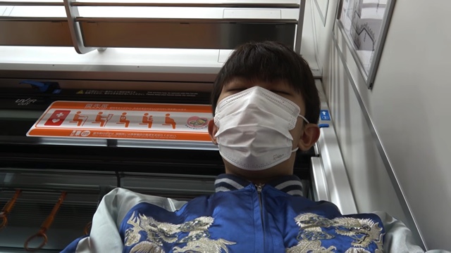 「青春18きっぷ」で3日間旅をしたスーツ