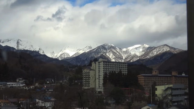 「青春18きっぷ」で3日間旅をしたスーツ