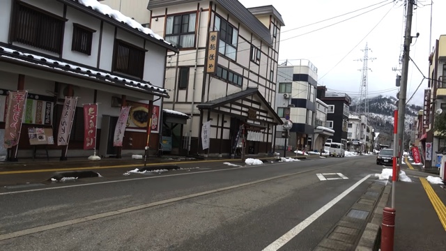 「青春18きっぷ」で3日間旅をしたスーツ