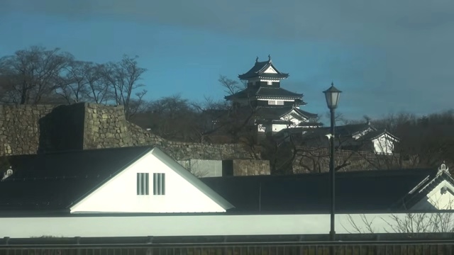 「青春18きっぷ」で3日間旅をしたスーツ