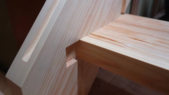 大工の正やんが手がけた階段