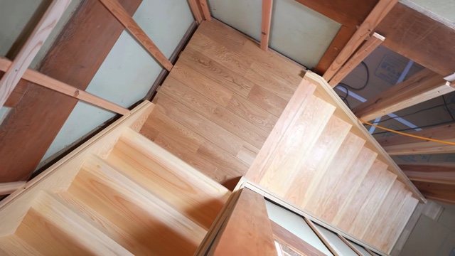 大工の正やんが手がけた階段