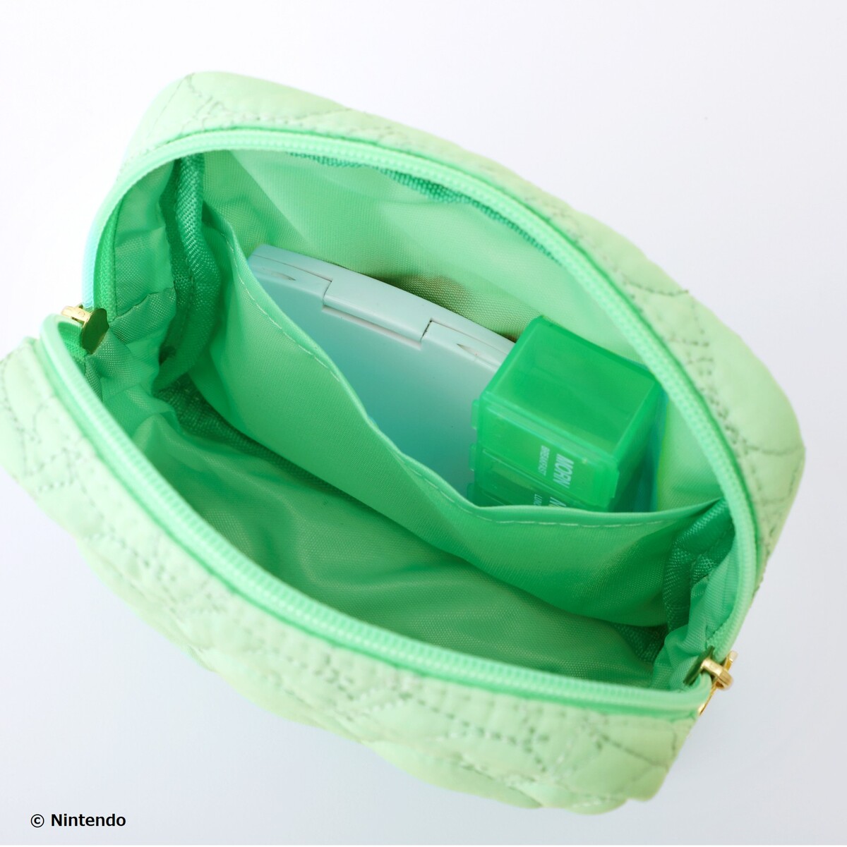 あつ森のポーチとタンブラーが登場の画像