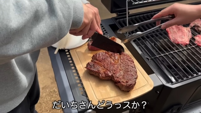 ヴィラ風にリフォームしたはじめしゃちょーの自宅の庭