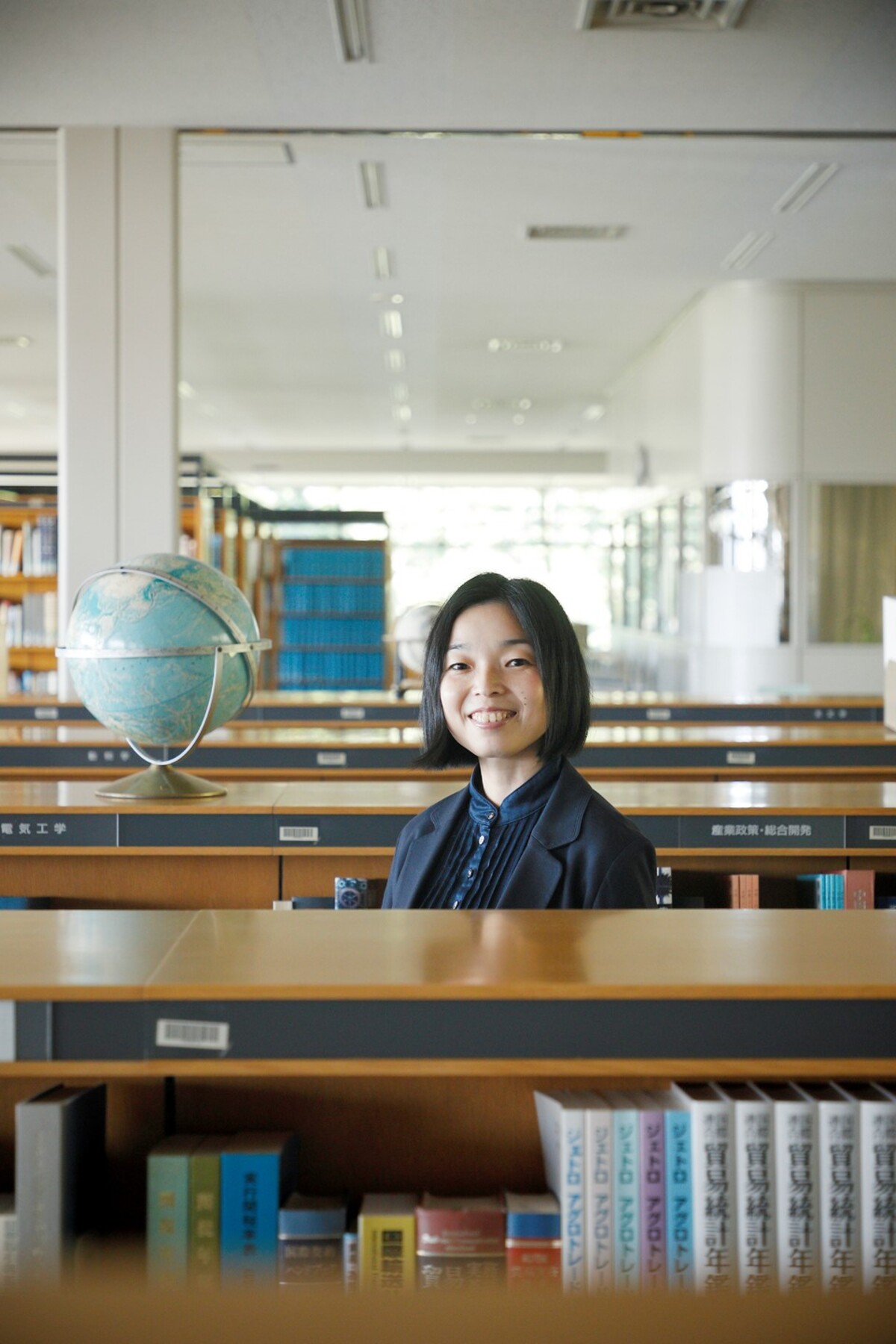 『マンガ 赤と青のガウン 第1巻』重版決定の画像