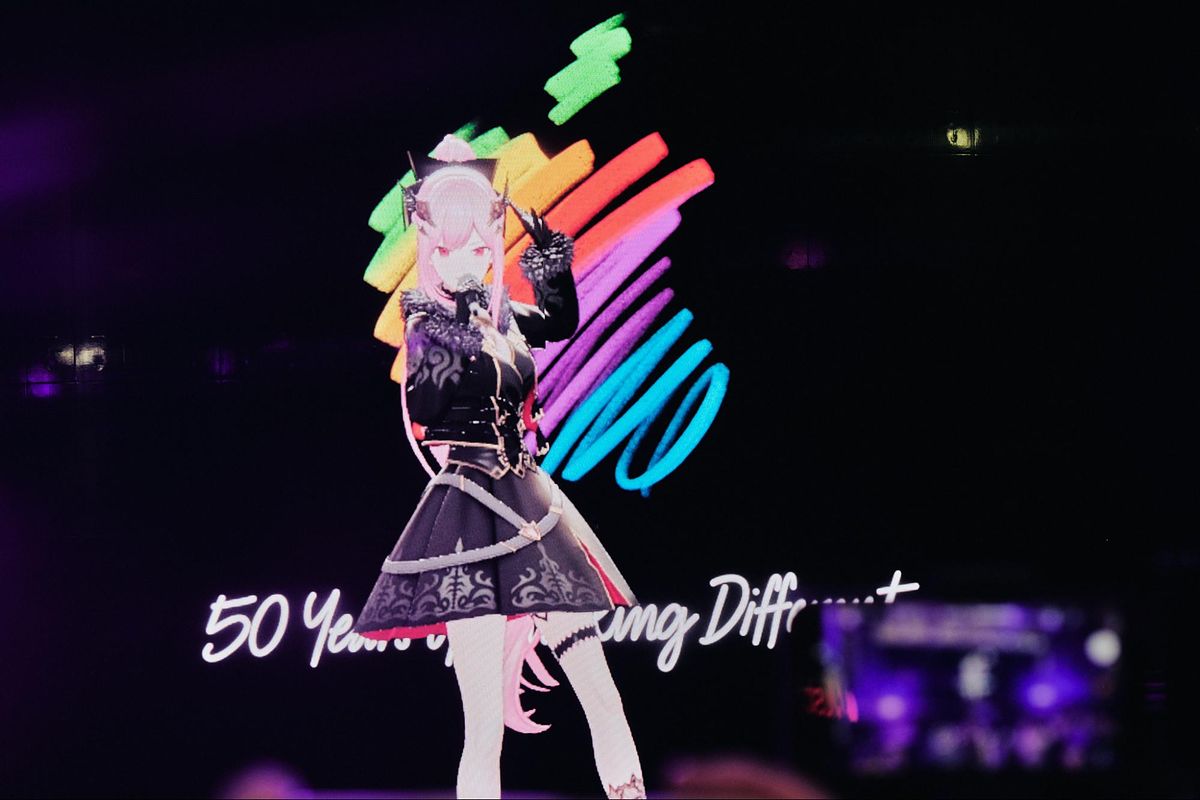 Apple 表参道にMori Calliopeが降臨の画像