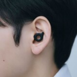 阪神タイガースカラーの耳栓が登場の画像