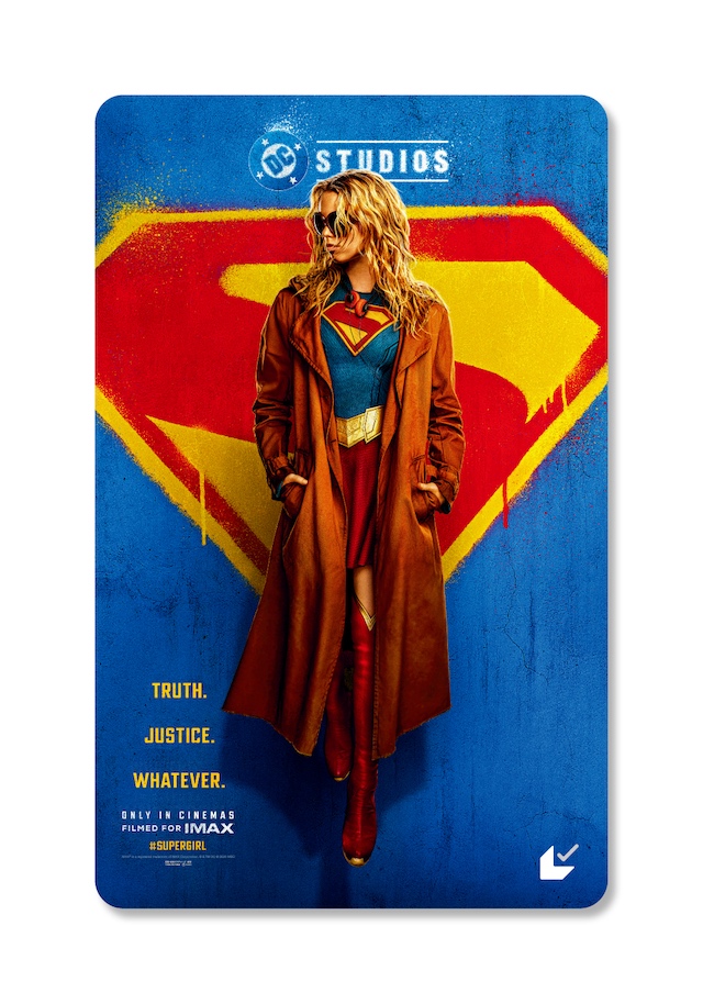 『スーパーガール』本予告＆海外版ビジュアルの画像