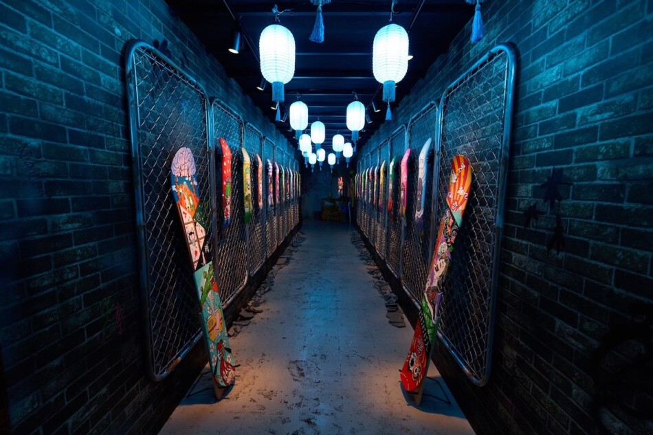 KEY TO LIT中村嶺亜　ReBELiUM