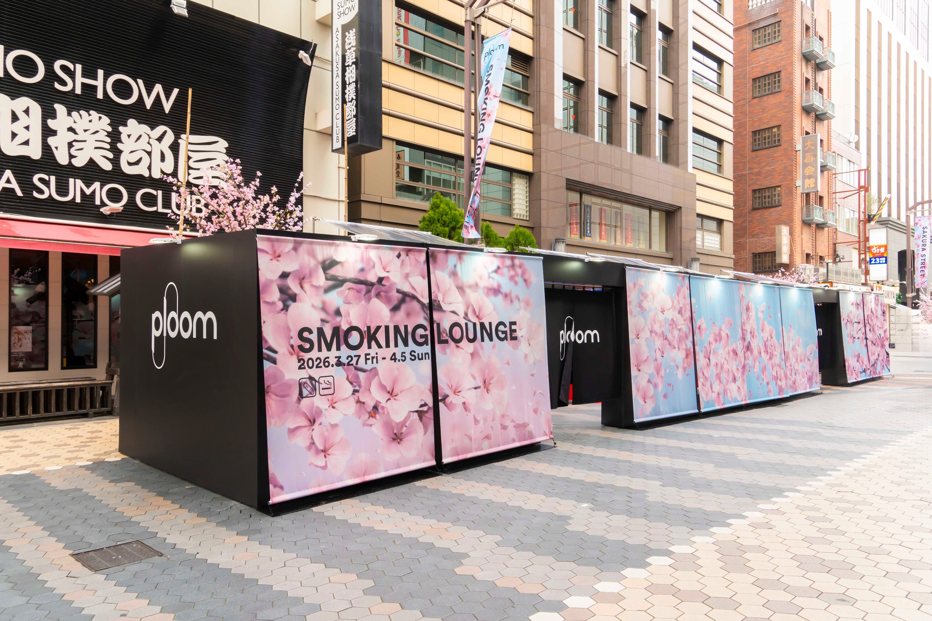 会場内に設置された「Ploom LOUNGE」