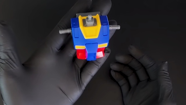 しおんが作った『MG 1/100 パーフェクトガンダム』