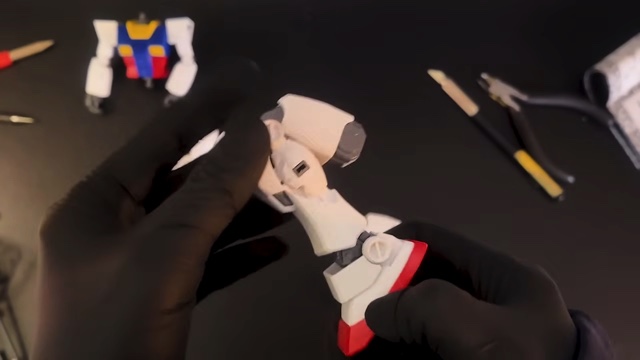 しおんが作った『MG 1/100 パーフェクトガンダム』