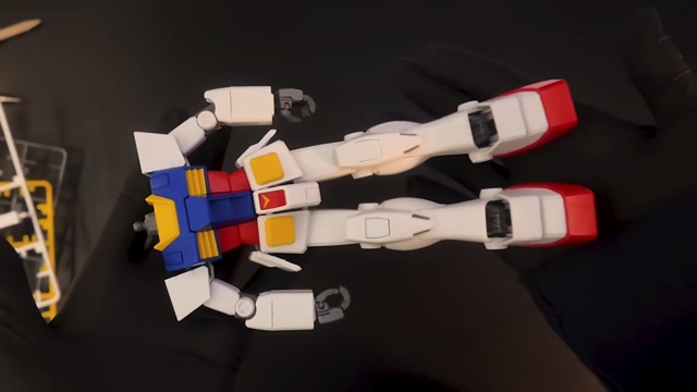 しおんが作った『MG 1/100 パーフェクトガンダム』