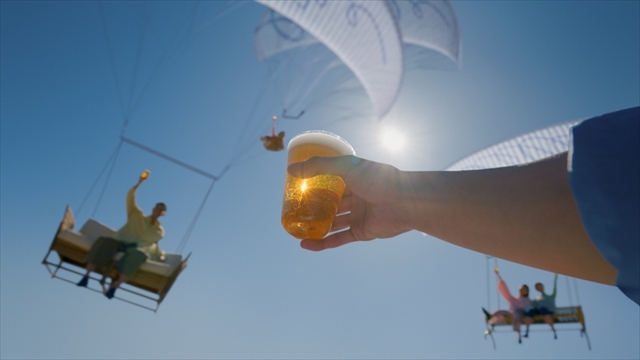 オールフリー新CM『こんなに自由だったんだ』篇より