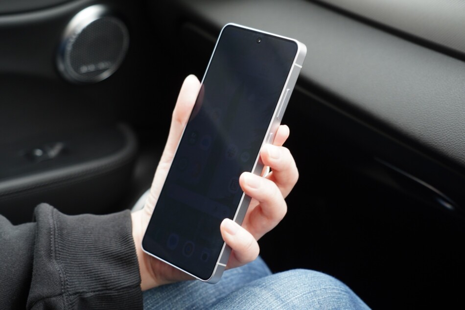 プライバシーディスプレイ