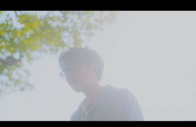 「春風」MVより