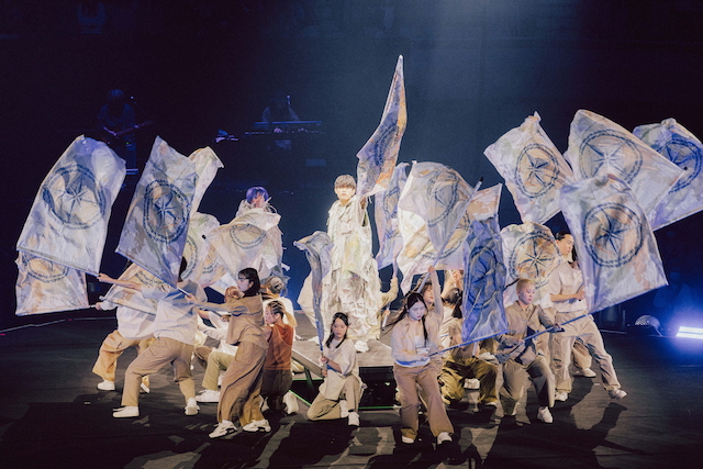 『Tani Yuuki Live Tour 2025 “Still love... this”FINAL〜はじまりのはじまり〜』より