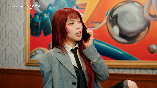 Google Pixel 10a「アイナ×Cocomi 充電あるある」篇 30秒より③