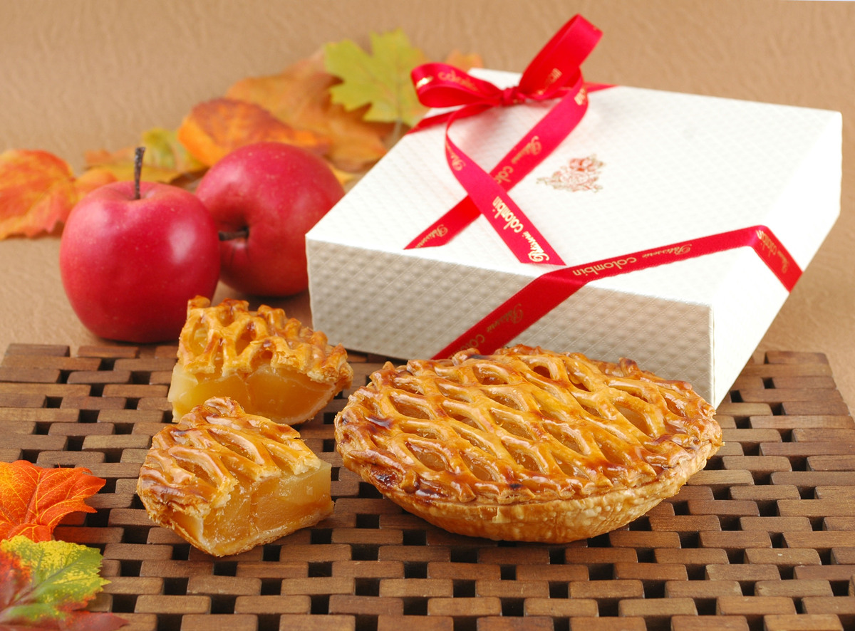 レトロケーキのアフタヌーンティーイベントの画像