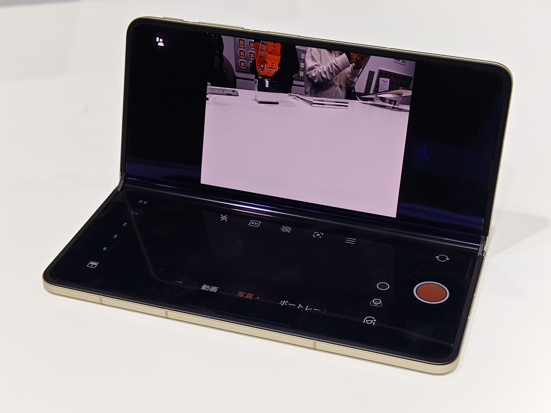 三脚不要で自立