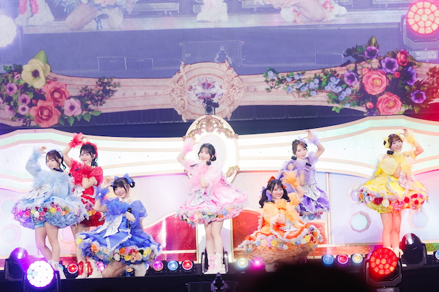 『SWEET STEADY 2nd ANNIVERSARY LIVE「SWEET STEP」』より