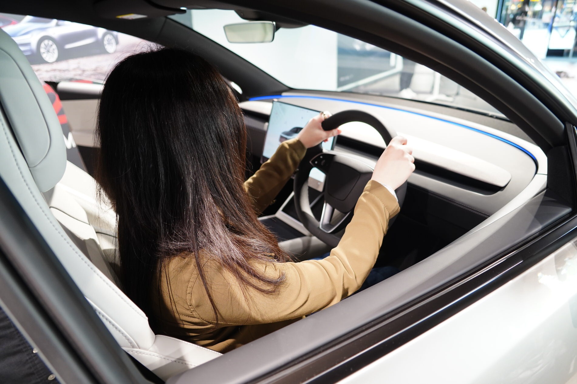 Tesla「Model Y L」