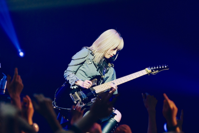 Ave Mujica／CENTRAL LAB.