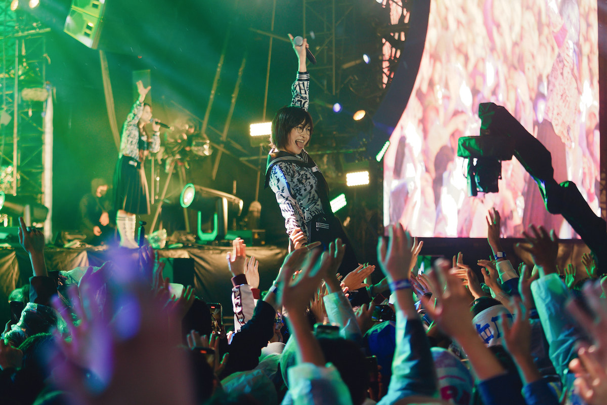 新しい学校のリーダーズ(撮影=Kazumi Watanabe、Kakeru Takeuchi、Shun Pruneda)