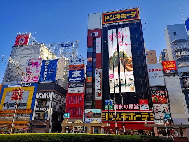 「AIZU」×「VIBY」懸垂幕イメージ