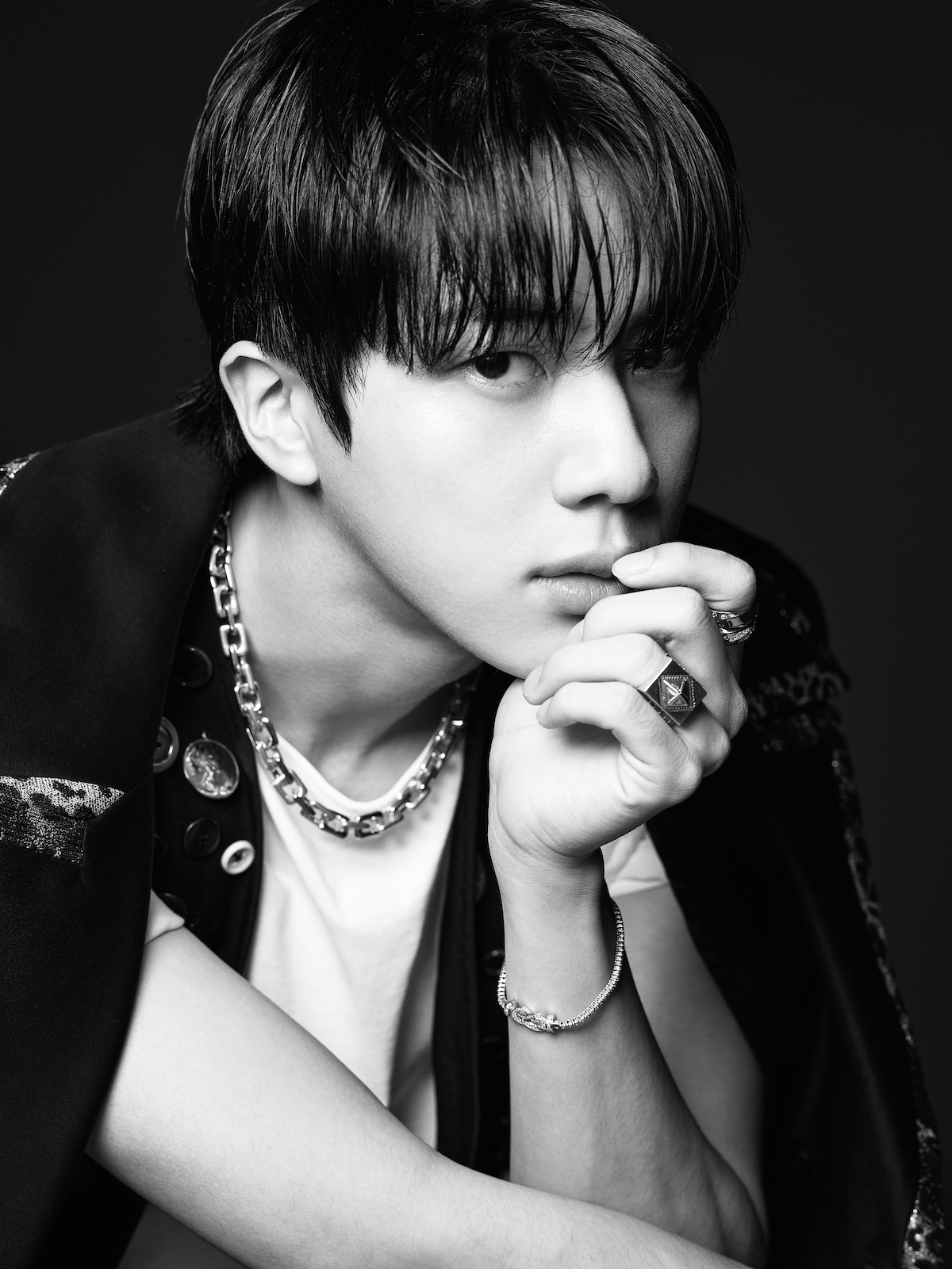 Jin (P)&(C)BIGHIT MUSIC