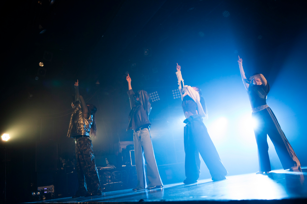 ExWHYZ ライブ写真