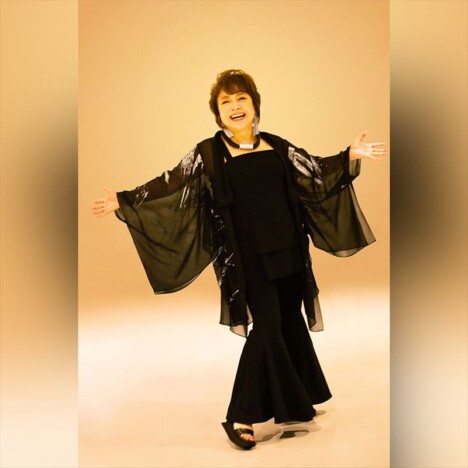 渡辺真知子、ニューアルバム携えビルボードライブ横浜公演開催　ヒット曲をラテンアレンジで披露