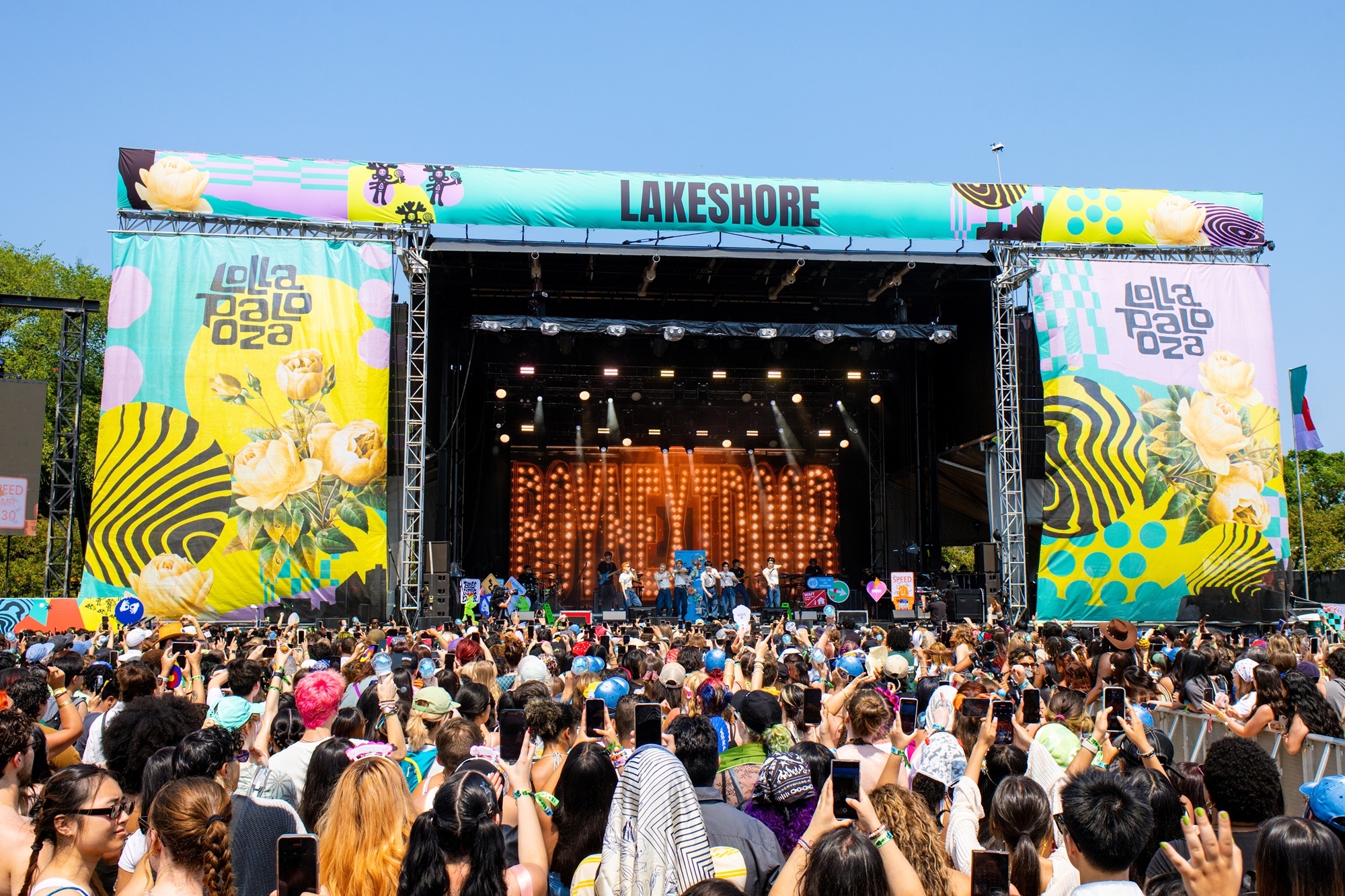 BOYNEXTDOOR (P)&(C) KOZ Entertainment.