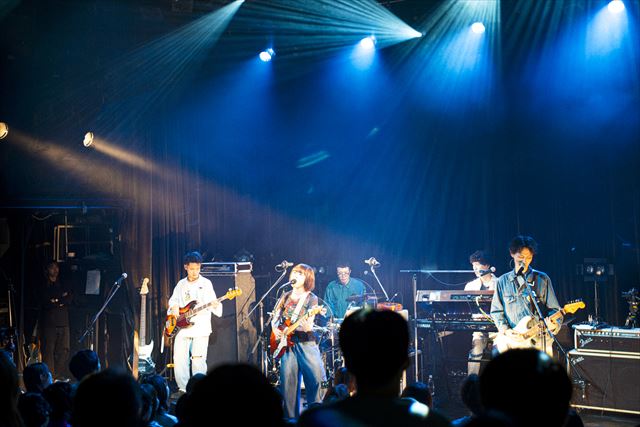 『ときめきヘルツ』ツアーファイナル公演より