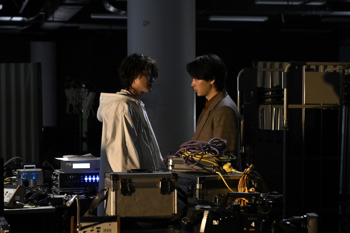 中村倫也主演『君のクイズ』新場面写真