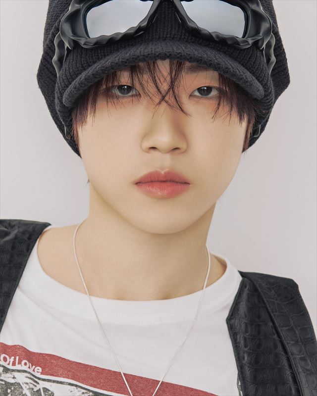 NAZE メンバーソロアーティスト写真より