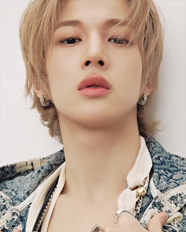 NAZE メンバーソロアーティスト写真より